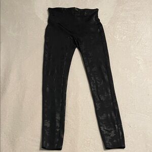 SPANX women’s camo leggings